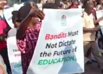 Adamawa teachers join protests against school abductions, demand release of abducted Oyo schoolchildren