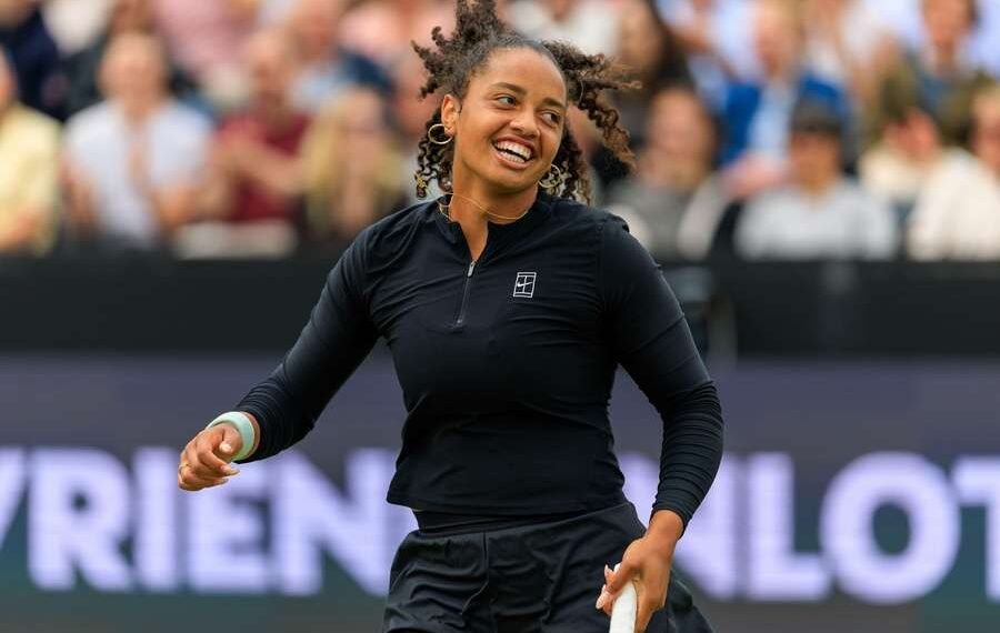 Montgomery claims maiden WTA title after Krejcikova withdraws from final