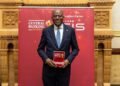 Cardoso formally receives Central Bank of the Year Award in London