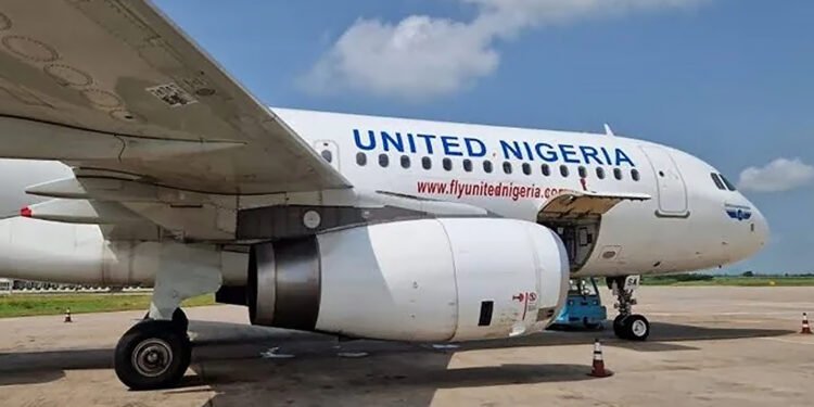 United Nigeria Airlines Expands Fleet With Two Boeing 737-800NG Aircraft, Honours Chinua Achebe, Obi of Onitsha