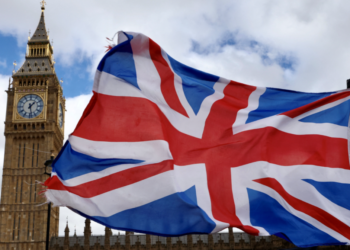 UK To Require Some Asylum Seekers Repay £10,000 Before Permanent Settlement