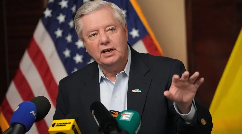 Trump's Close Ally Sen. Lindsey Graham Dies At 71 After Brief Illness