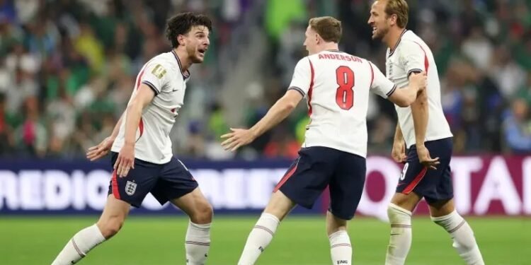 England Edges Mexico 3-2 Despite Red Card To Reach World Cup Quarterfinals