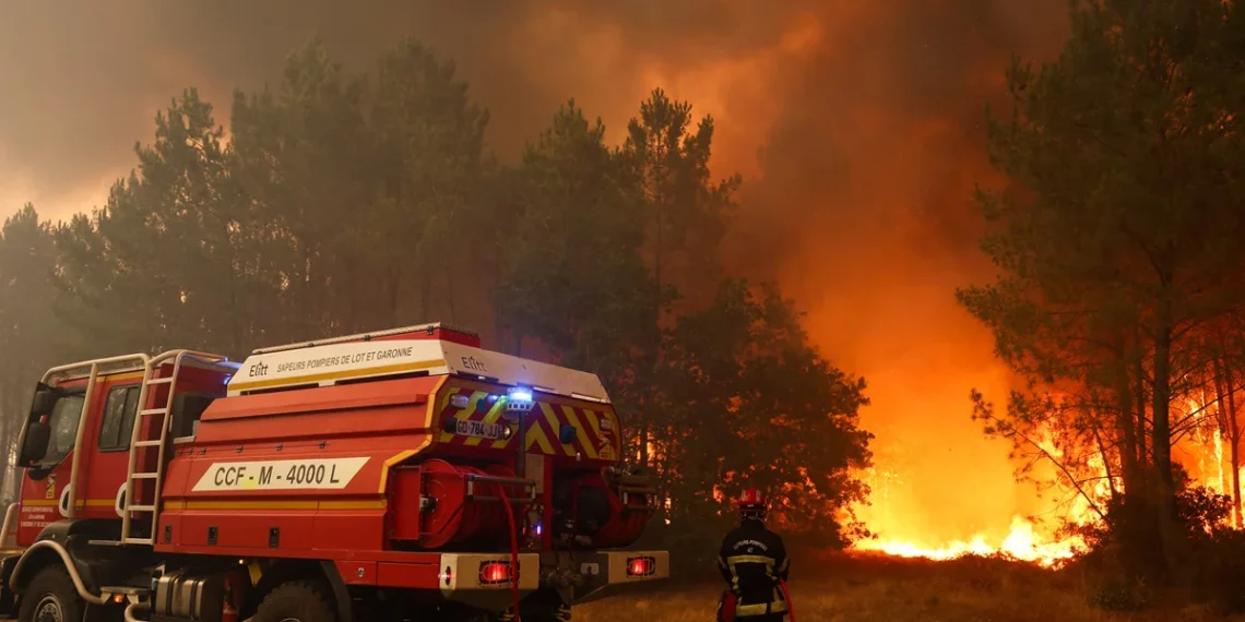 Tens Of Thousands Evacuated As Wildfires Sweep Through France, Spain Declares National Emergency