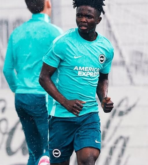 Nigerian Teen Zadok Nets Two Goals In 20 Seconds at Brighton Training