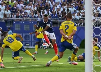 France Cruise Into World Cup Last 16 As Mbappe Nets Brace