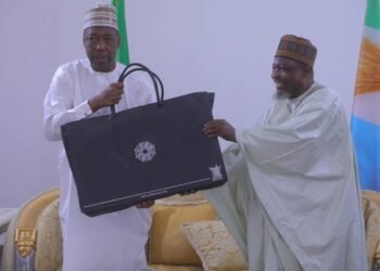 Zulum Receives 2026 Hajj Report, Pledges Improved Support For 2027 Pilgrimage