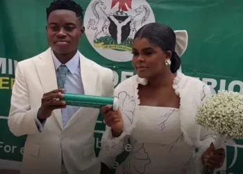 Peller Stuns Wedding Guests With Hilarious Reaction to Registrar’s Five-Year Jail Warning