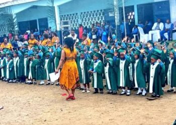 Niger bans private school graduations