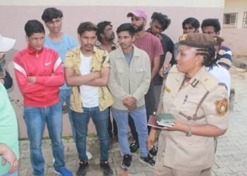 Troops Arrest 24 Foreign Nationals