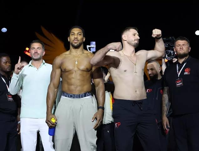 Anthony Joshua comeback victory