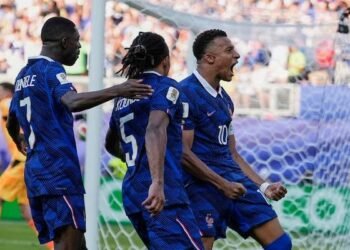 France Beat Paraguay 1 - 0 To Set Up World Cup Quarter-Final Clash With Morocco