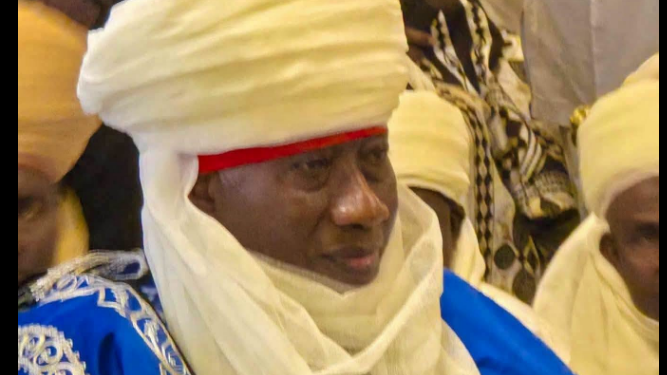 Goodluck Jonathan Crowned 'Jigon Bauchi' Traditional Title by Emir