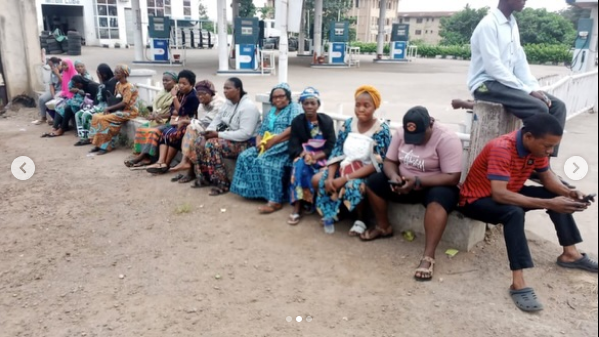 Osun Election: Voters Await Officials, Materials At Osogbo Polling Unit