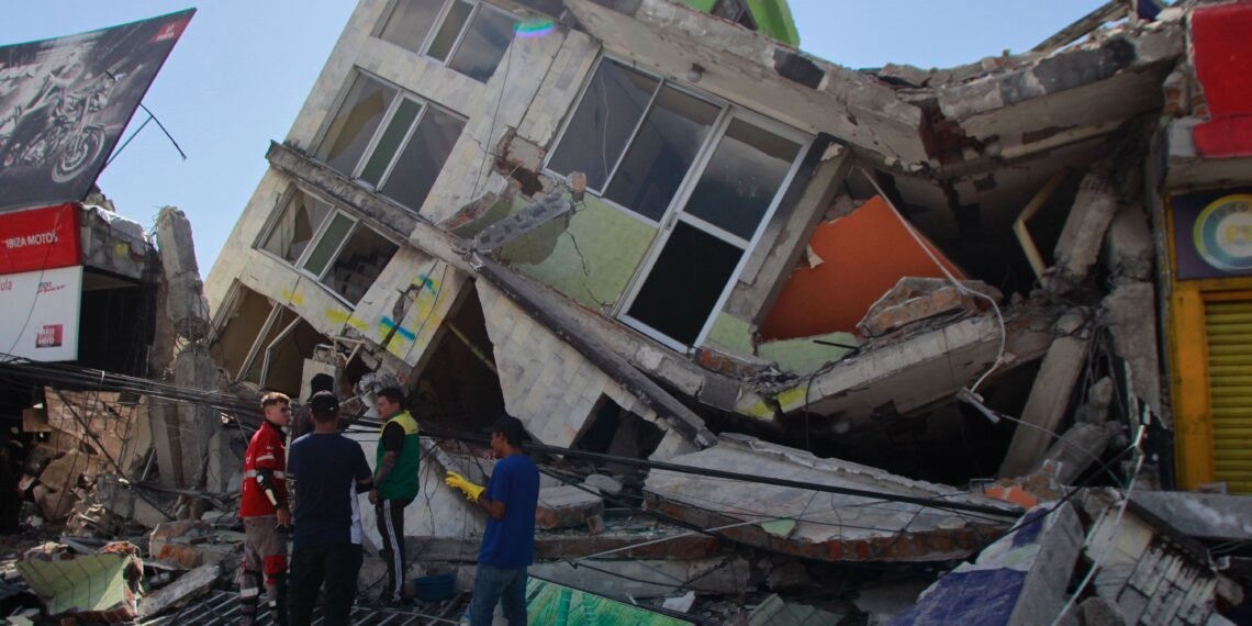 Death Toll In Colombia's Biggest Earthquake Rises To 132 As Rescue Operations Intensify