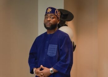 Davido Throws $1m Challenge to Afrobeats Stars, Says Nobody Has More Hits