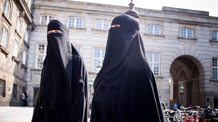 Portugal Approves Burka Ban: Full-Face Coverings in Public Could Attract €3,000 Fine