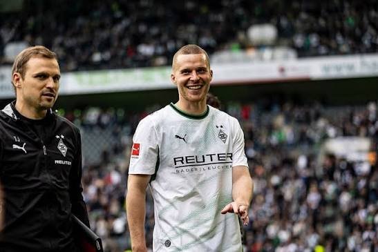 Leeds Agree £8.5m Deal For Swiss Defender Nico Elvedi