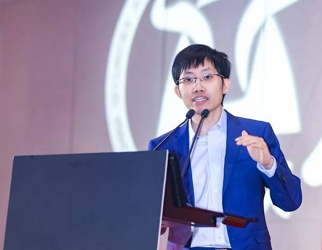 AI Boom Creates New Billionaires as DeepSeek Founder Tops Global Wealth Growth List