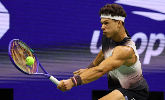 Shelton Stuns Alcaraz In US Open Thriller, Reaches Semi-Finals