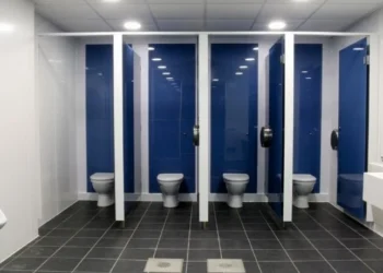 Child Abduction Risks in Public Restrooms: Safety Tips Every Parent Should Know