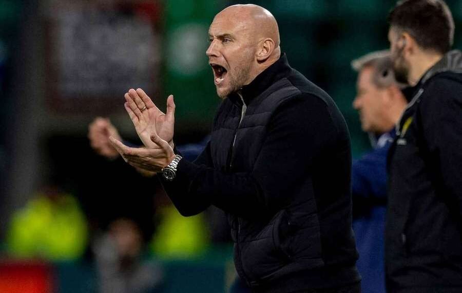 Hibernian Sack David Gray After Six League Games