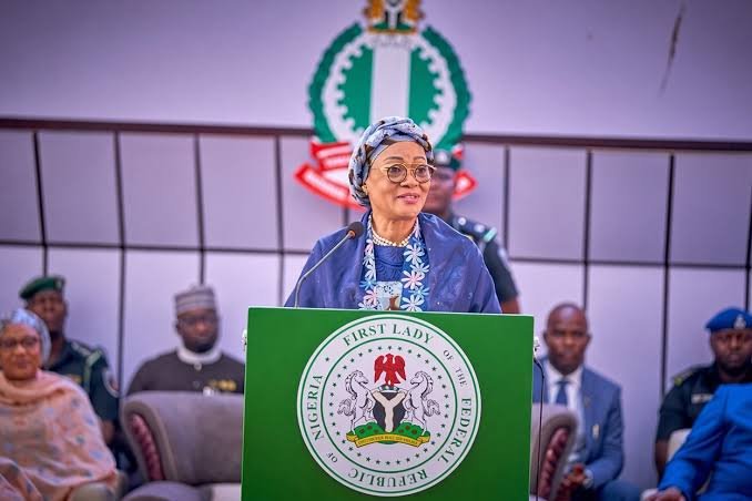 Okpebholo Celebrates Remi Tinubu At Birthday, Hails Contributions To Women’s Development