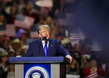 Trump Pledges $5,000 ‘Dividend’ To Americans If Republicans Retain Congress In Midterm Elections