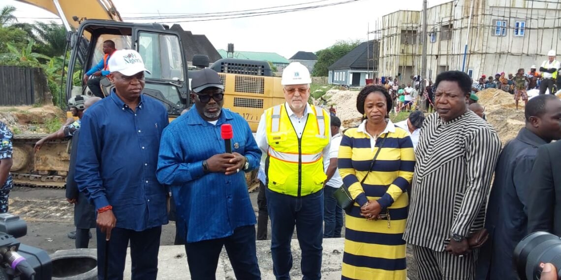 Governor Oborevwori inspects failed Agbarho bridge