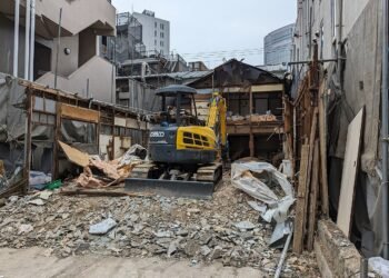 Effurun barracks demolition