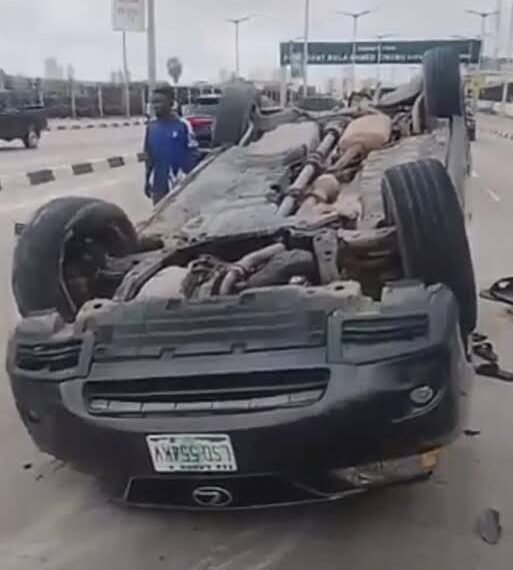 Lagos Coastal Road Crash: One Dead, Three Injured as Lexus Overturns Near Eko Hotel